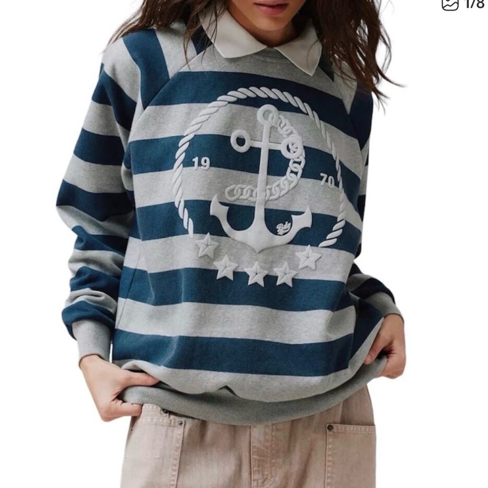 New Urban Outfitters BDG Blue and Gray Striped Sweatshirt Size Small